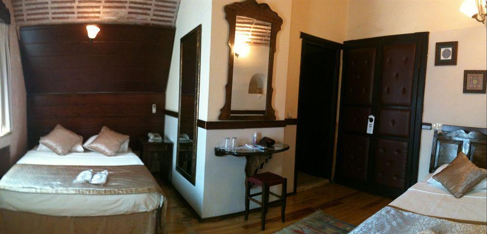 Naz Wooden House Inn Стамбул Екстер'єр фото