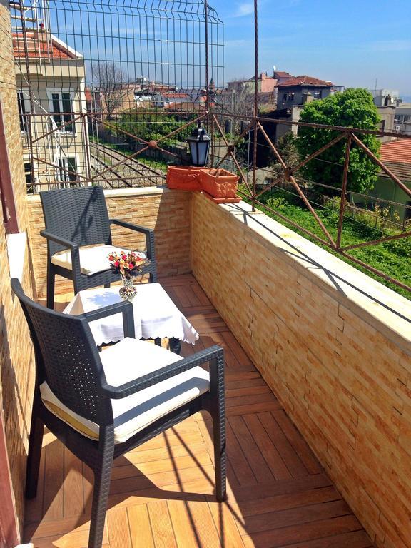 Naz Wooden House Inn Стамбул Екстер'єр фото