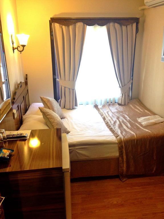 Naz Wooden House Inn Стамбул Екстер'єр фото