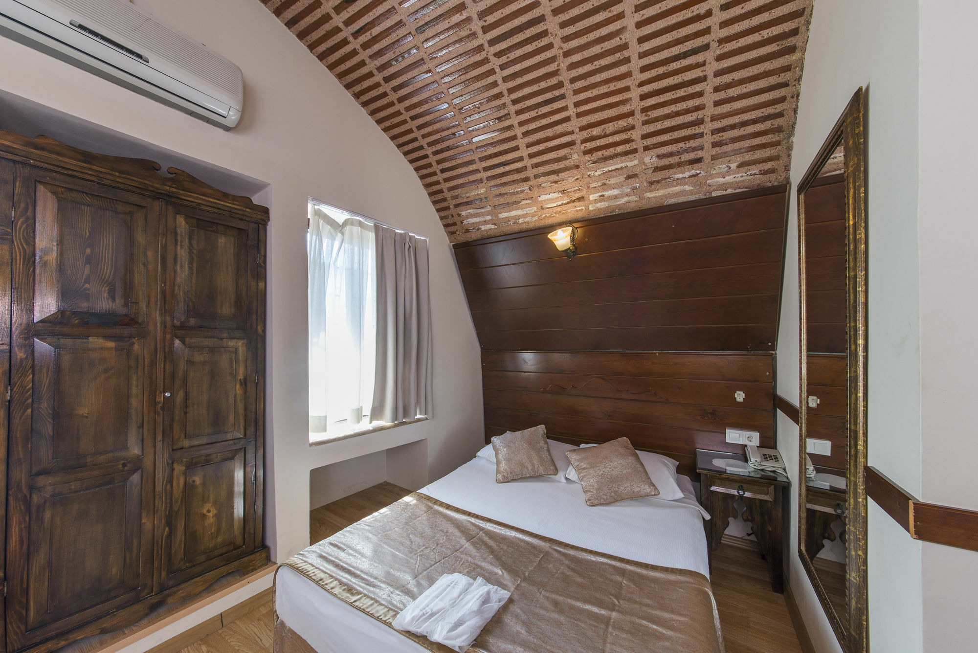 Naz Wooden House Inn Стамбул Екстер'єр фото